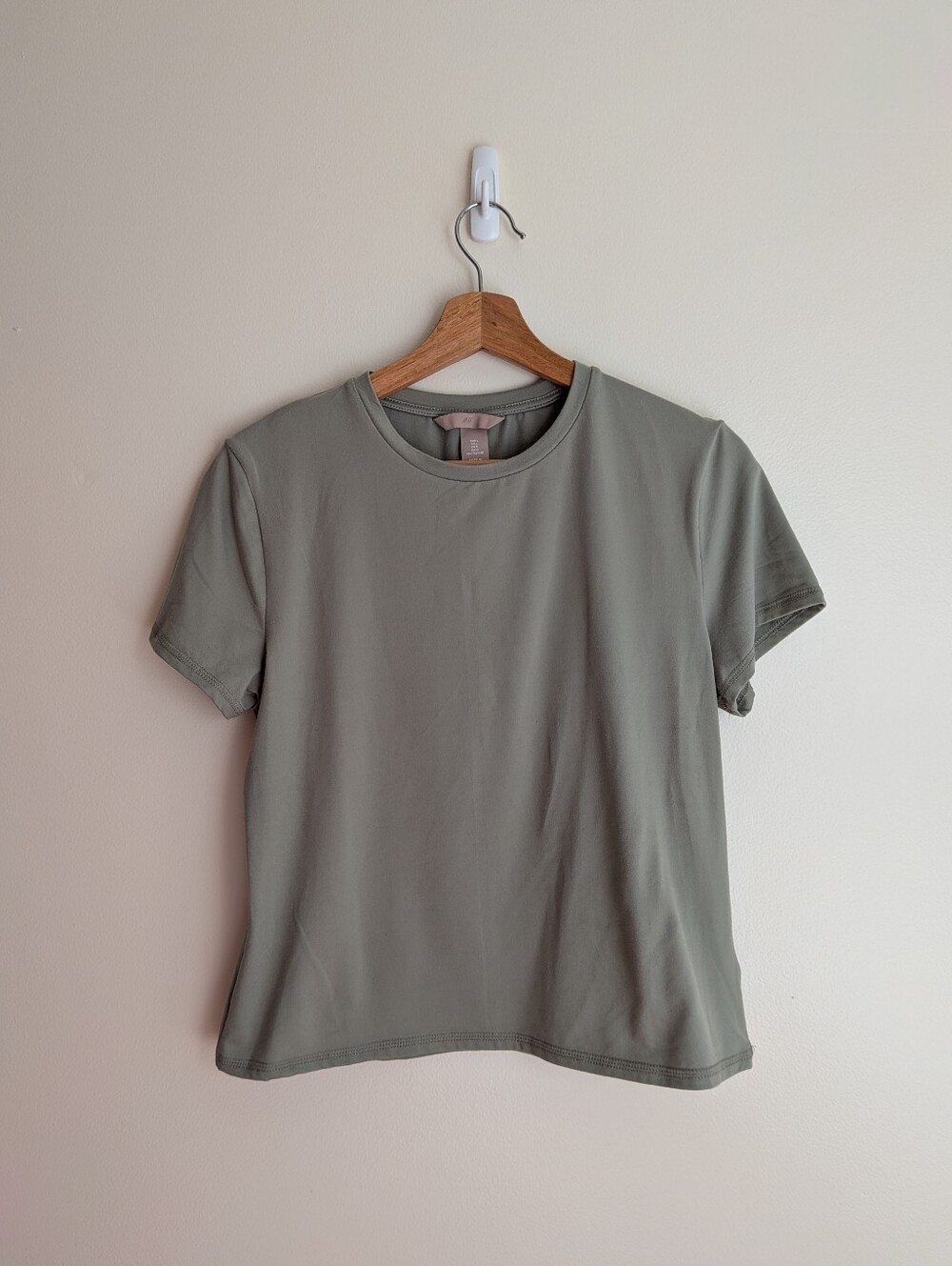 H&M Yoga Tee